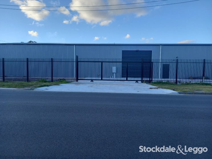 Click to view all images 74 Latrobe Road Morwell VIC 3840 - Image 1