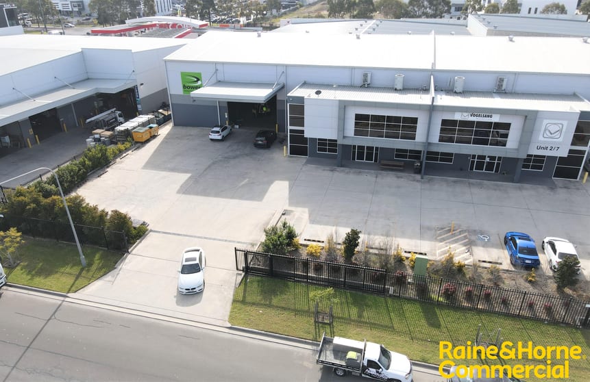 Click to view all images Unit 1/7 Dunn Road Smeaton Grange NSW 2567 - Image 1