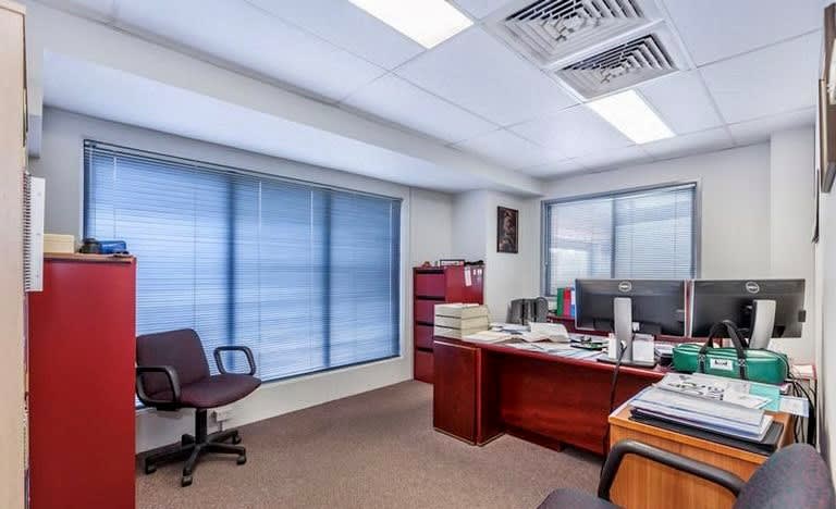 Click to view all images 12/212 Curtin Avenue Eagle Farm QLD 4009 - Image 3