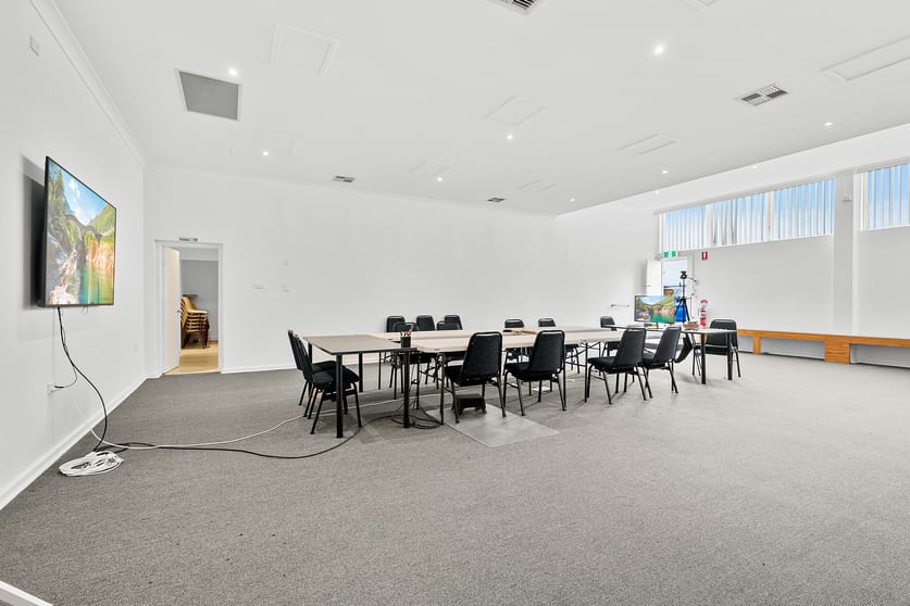 Click to view all images 5/32 Addison Street Shellharbour NSW 2529 - Image 3