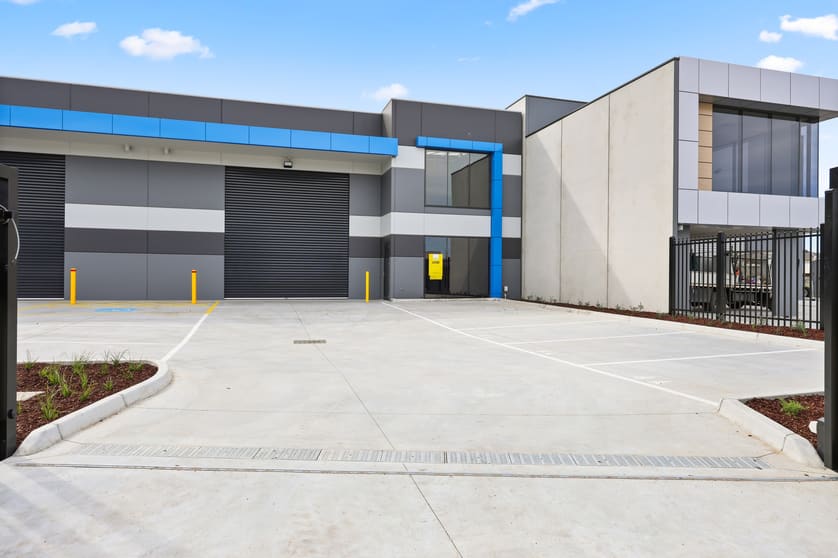 Click to view all images 4A Kelly Court Springvale VIC 3171 - Image 2