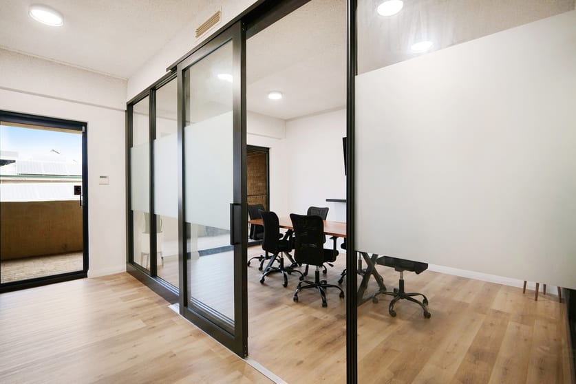 Click to view all images 4/19 York Street Subiaco WA 6008 - Image 3