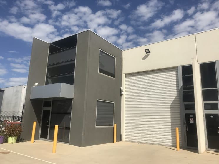 1/76 Riverside Ave Werribee VIC 3030 - Image 2