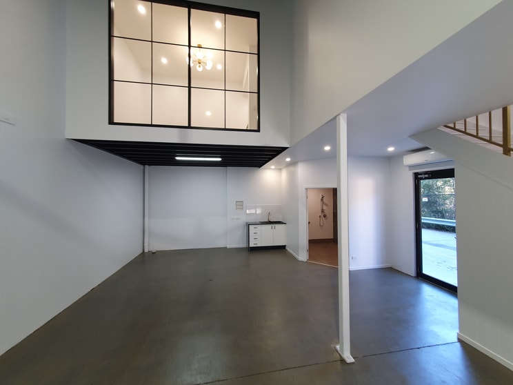 Click to view all images Robina QLD 4226 - Image 3