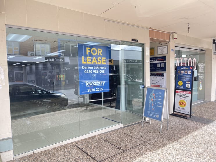 Click to view all images 377 Logan Road Greenslopes QLD 4120 - Image 2