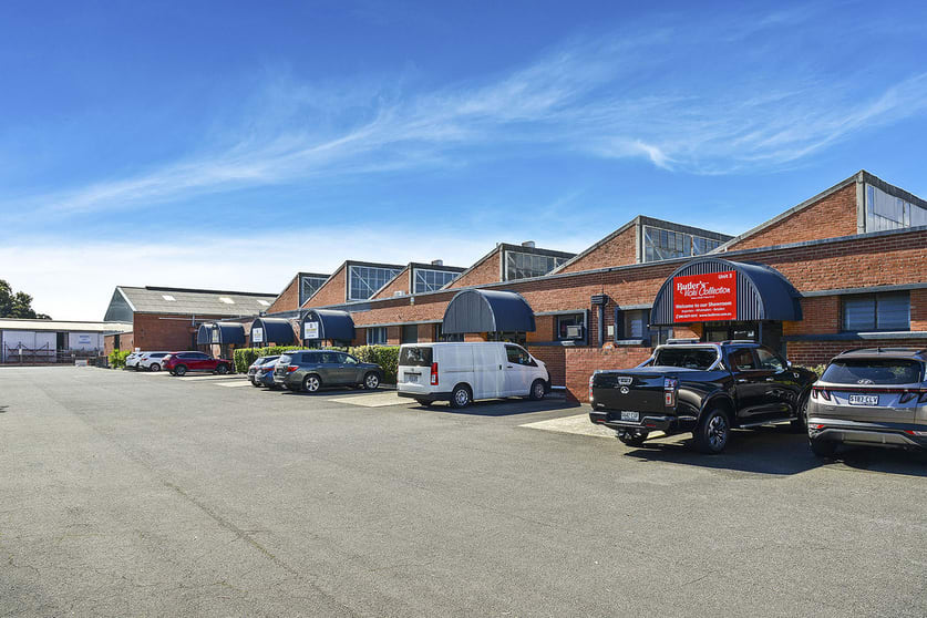 Click to view all images Unit 3, 4 Iris Street Melrose Park SA 5039 - Image 2