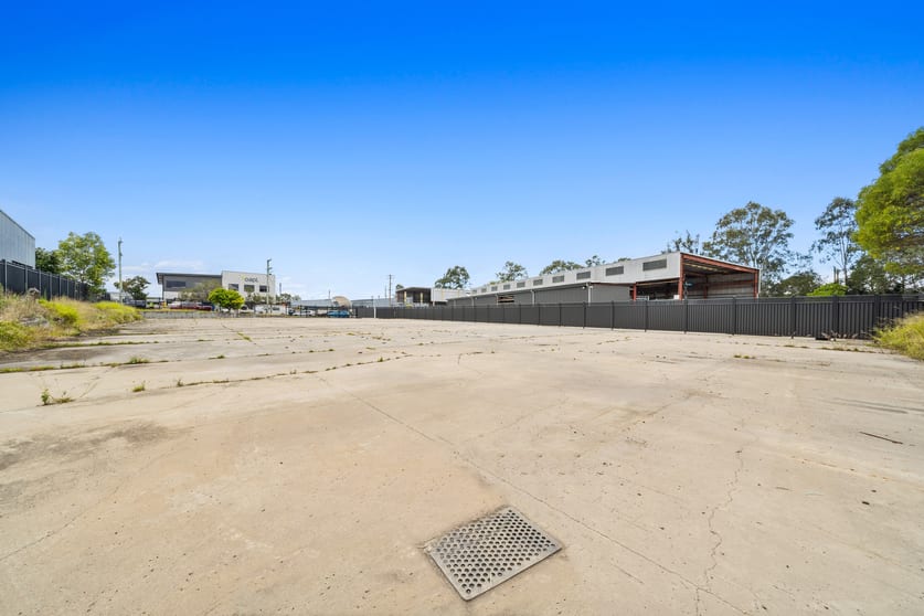 Click to view all images 3-7 Bowen St Slacks Creek QLD 4127 - Image 3