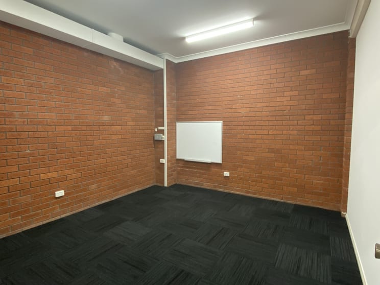 Click to view all images 105 Regent Street New Lambton NSW 2305 - Image 1