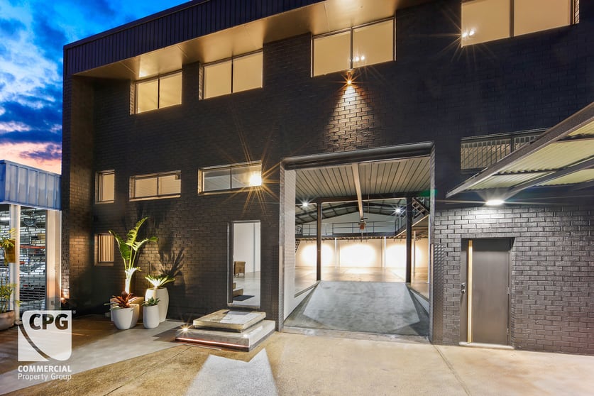 Click to view all images 35 Cawarra Road Caringbah NSW 2229 - Image 3