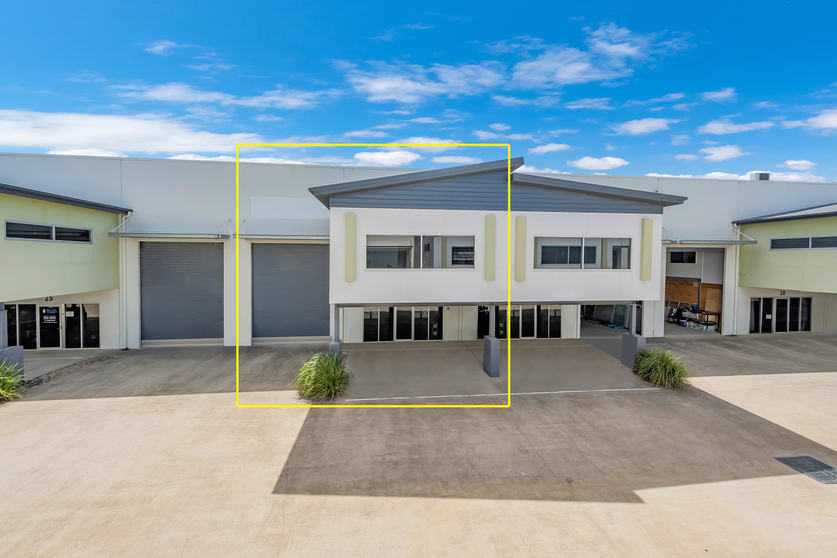 Click to view all images 26/585 Ingham Road Mount St John QLD 4818 - Image 1