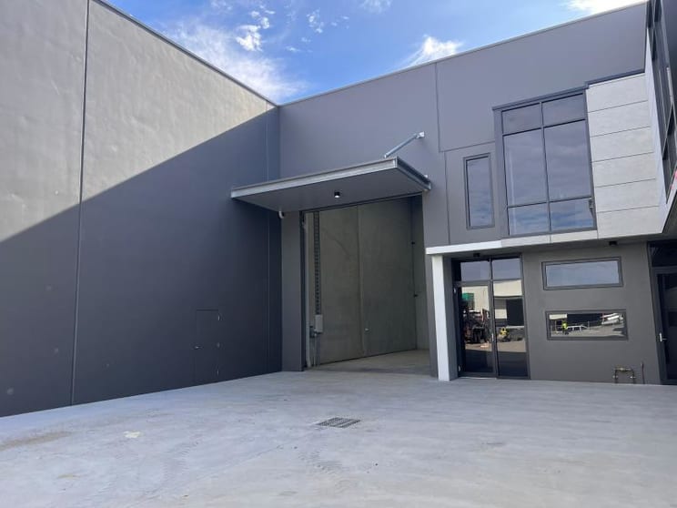 Click to view all images Unit 4/8 Cattle Way Gregory Hills NSW 2557 - Image 1