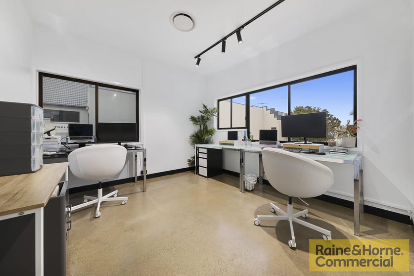 Click to view all images 10/121 Newmarket Road Windsor QLD 4030 - Image 2