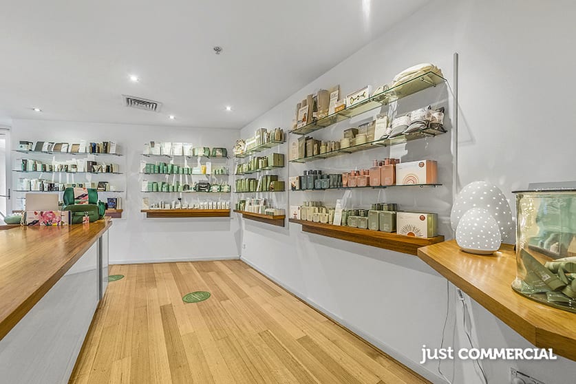 Click to view all images 242 Esplanade Brighton VIC 3186 - Image 3