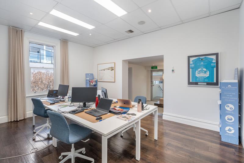 Click to view all images 71a Grosvenor Street South Yarra VIC 3141 - Image 3