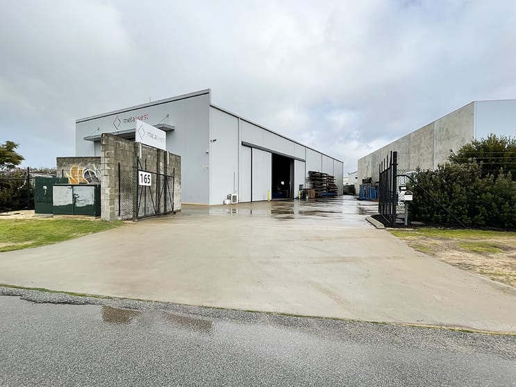 Click to view all images 165 Chisholm Crescent Kewdale WA 6105 - Image 1