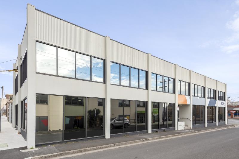 Click to view all images 109 Yarra Street/109 Yarra Street Geelong VIC 3220 - Image 3