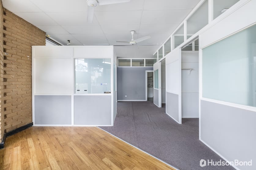 Click to view all images 2/1 Alpine Street Ferntree Gully VIC 3156 - Image 3