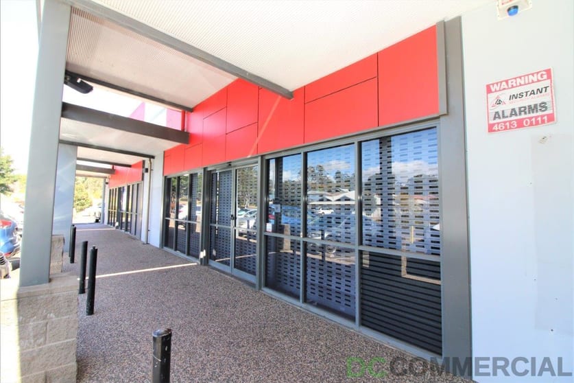 Click to view all images 6/88B Hogg Street Wilsonton Heights QLD 4350 - Image 3
