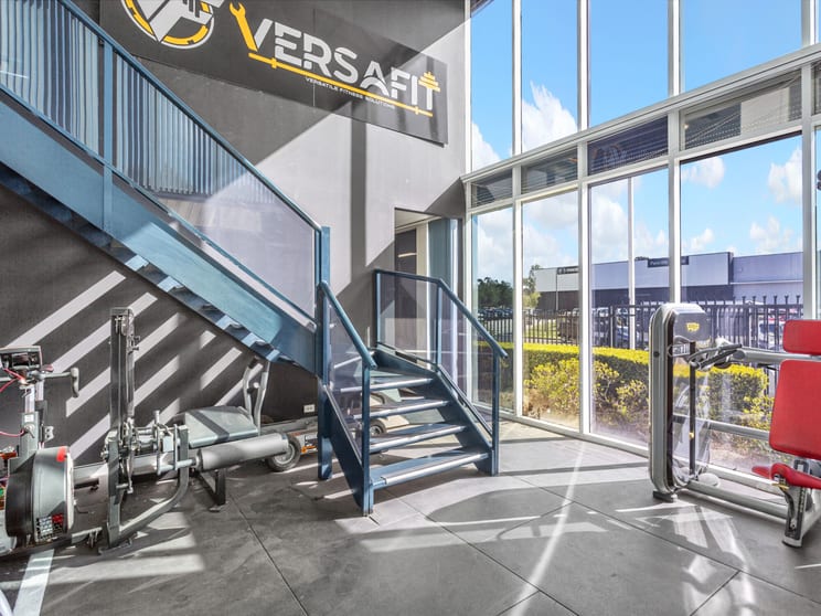 Click to view all images 1/76 Regentville Road South Penrith NSW 2750 - Image 2