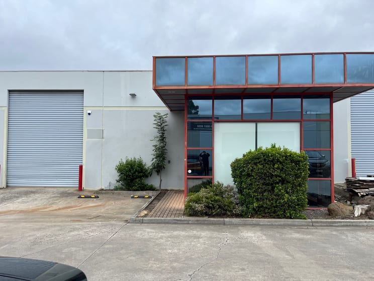 Click to view all images 2/1 Trade Park Drive Tullamarine VIC 3043 - Image 2