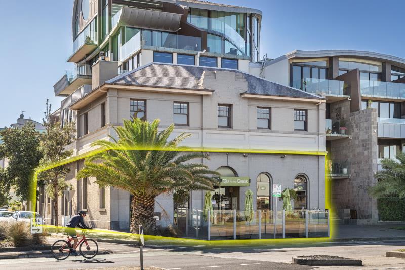 Click to view all images 49 Beach Street Port Melbourne VIC 3207 - Image 2