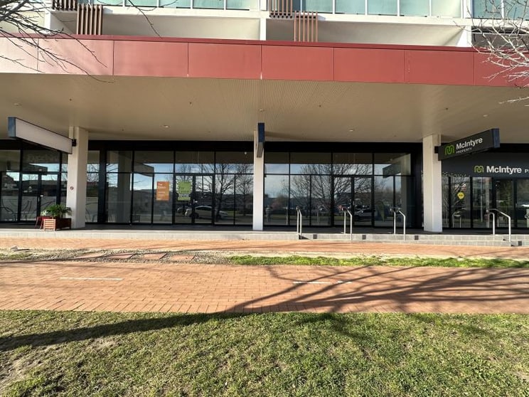 Click to view all images Unit 279/311 Anketell Street Greenway ACT 2900 - Image 2