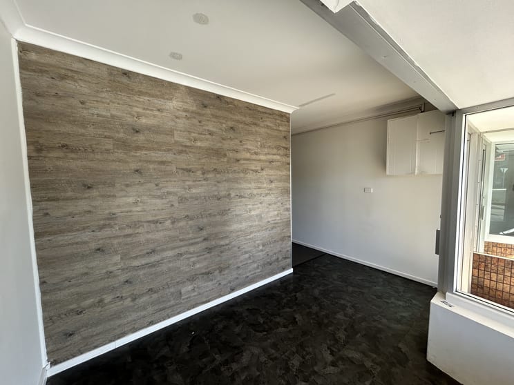 Click to view all images 2/36-40 Station St Engadine NSW 2233 - Image 3