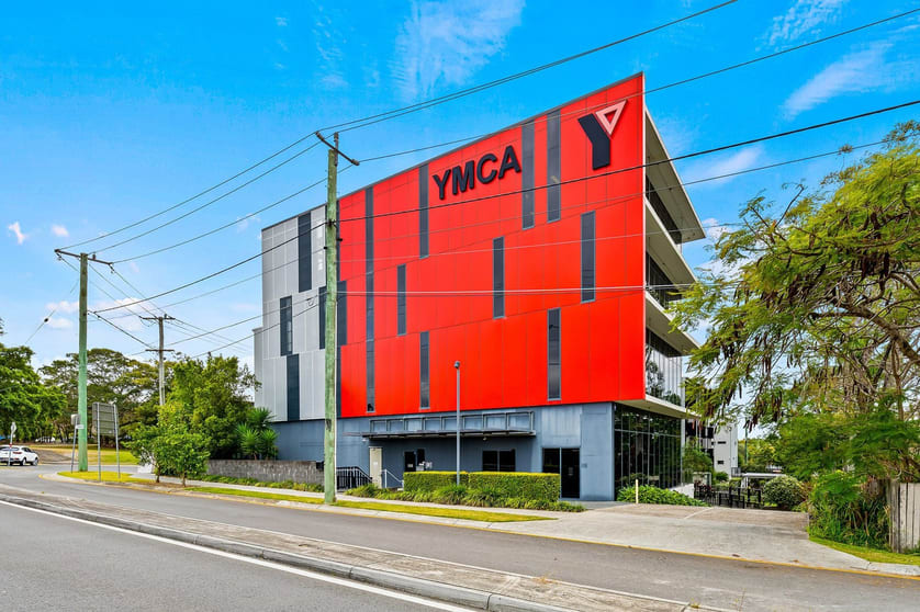 Click to view all images 4 Railway Parade Nerang QLD 4211 - Image 1