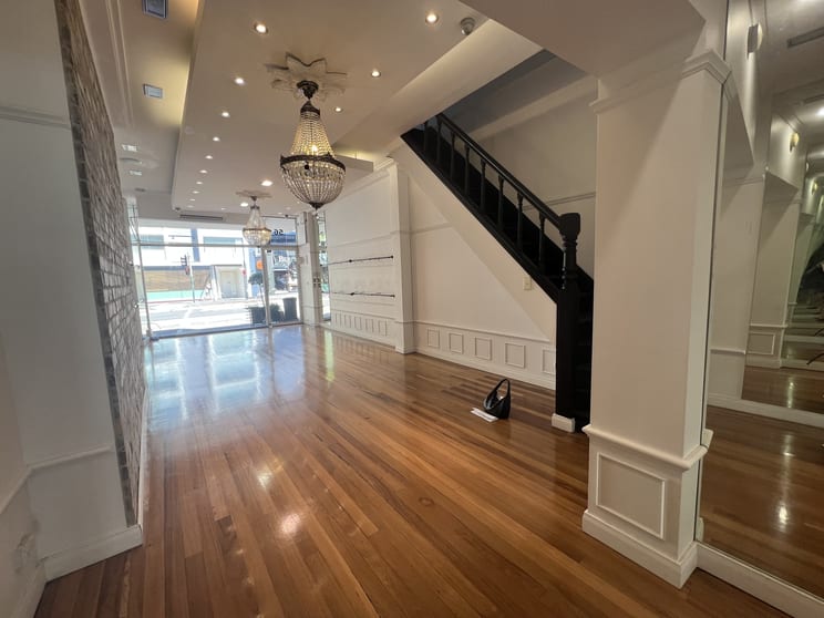 Click to view all images 56 Oxford St Paddington NSW 2021 - Image 1