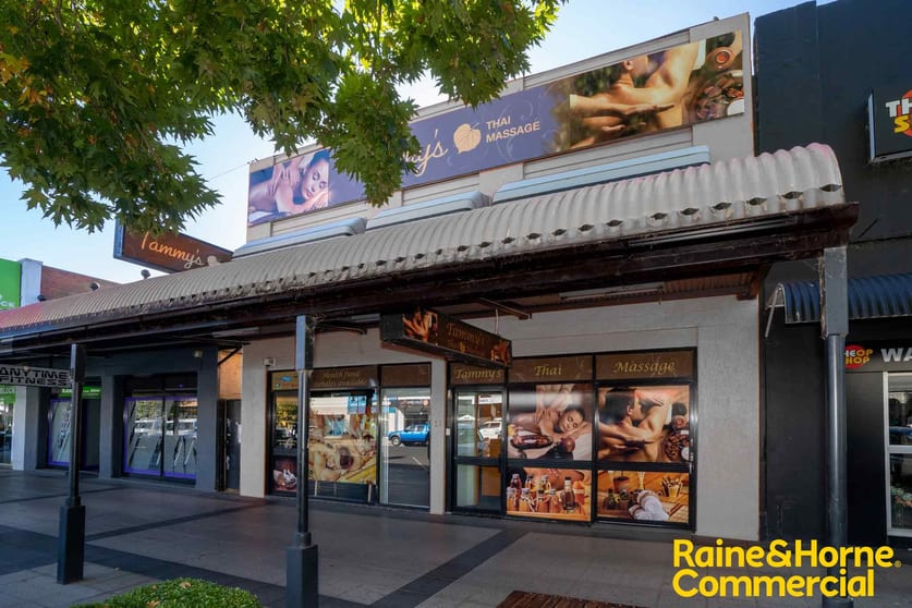 Click to view all images 23a Baylis Street Wagga Wagga NSW 2650 - Image 2