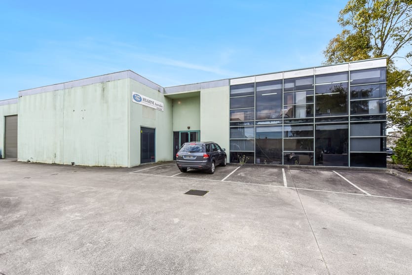 Click to view all images 3/41 Gatwick Road Bayswater North VIC 3153 - Image 1