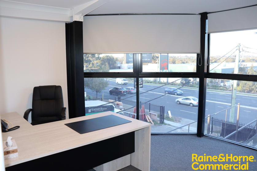 Click to view all images 107 Fairford Road Padstow NSW 2211 - Image 3