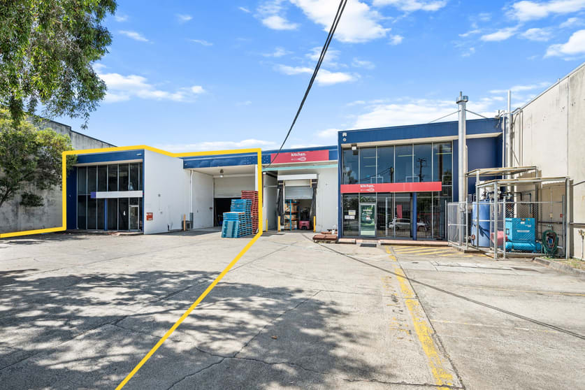 Click to view all images 2/29 Nealdon Drive Meadowbrook QLD 4131 - Image 1