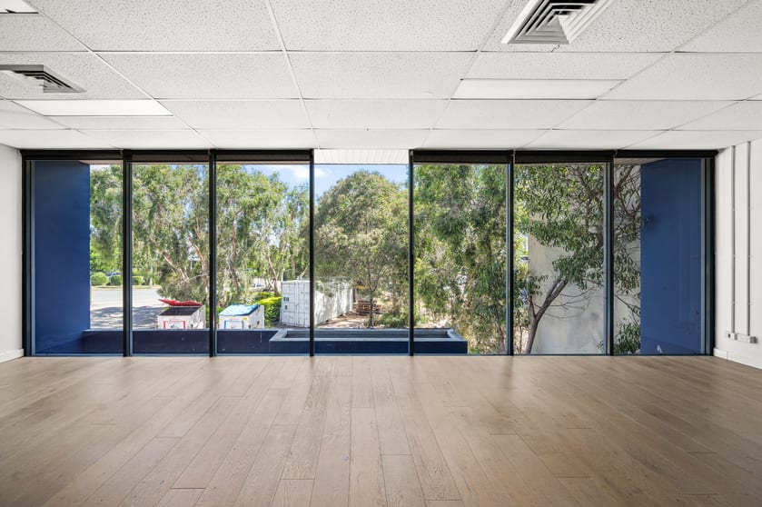 Click to view all images 2/29 Nealdon Drive Meadowbrook QLD 4131 - Image 3