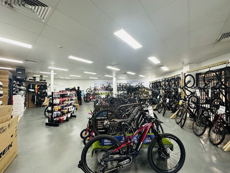 Click to view all images 2/5 Burra Place Shellharbour NSW 2529 - Image 3