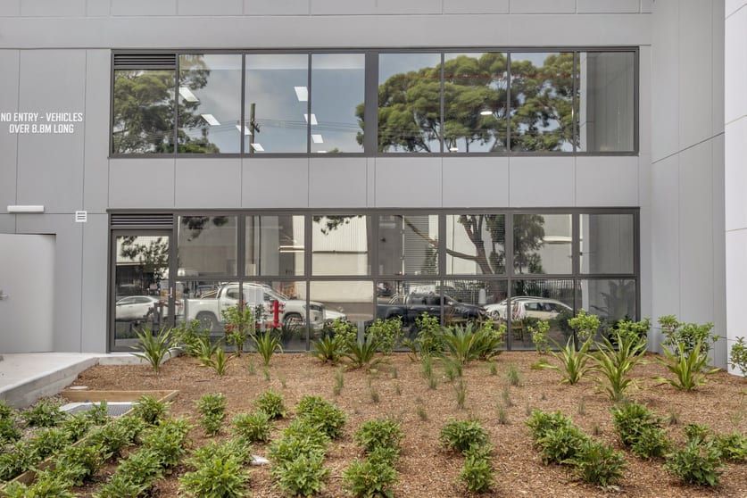Click to view all images Showroom 5/Showroom 5 13-15 Baker Street Banksmeadow NSW 2019 - Image 3