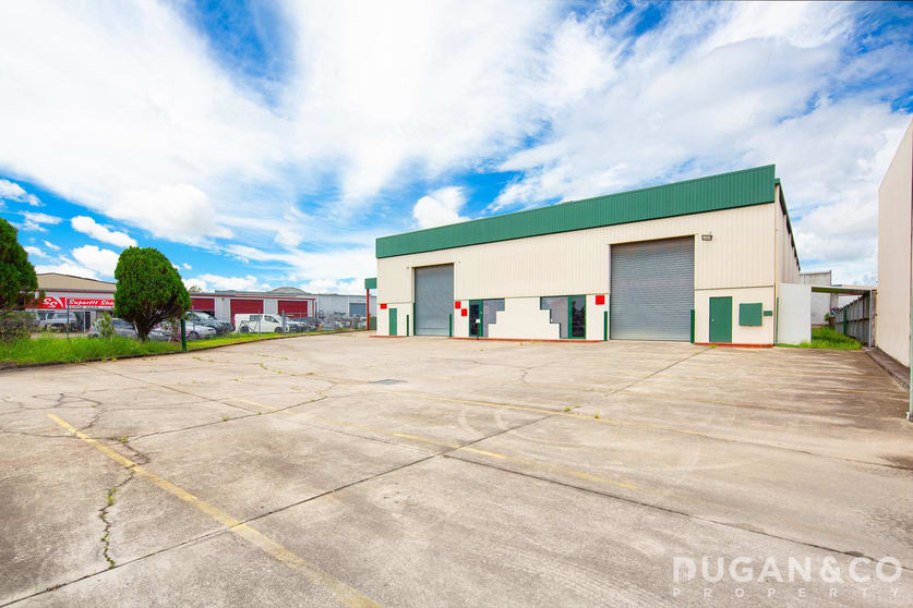 Click to view all images 5 Auster Court Caboolture QLD 4510 - Image 2