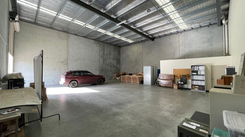 Click to view all images Unit 11/3 Dunlop Court Bayswater VIC 3153 - Image 2