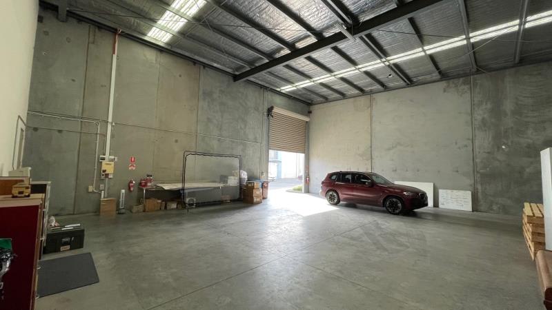 Click to view all images Unit 11/3 Dunlop Court Bayswater VIC 3153 - Image 3