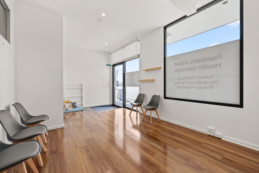 Click to view all images 2/351 Nepean Highway Chelsea VIC 3196 - Image 3