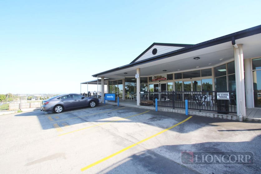 Click to view all images Rochedale QLD 4123 - Image 1