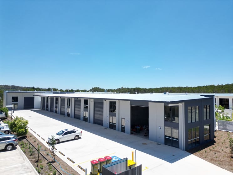 Click to view all images 5/19 Lomandra Place Coolum Beach QLD 4573 - Image 1