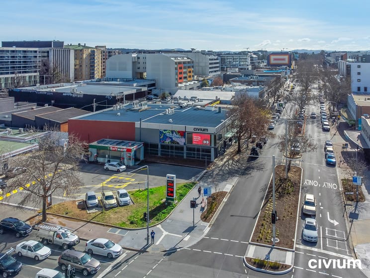 Click to view all images Unit 3/3 Lonsdale Street Braddon ACT 2612 - Image 2