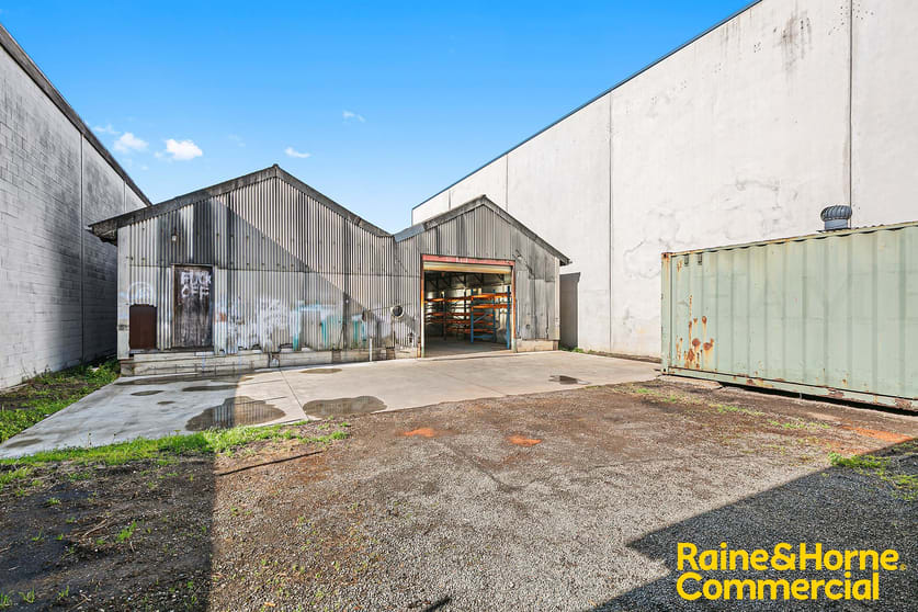 Freestander - 15 Seddon Street. Bankstown NSW 2200 - Image 3