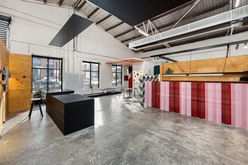 Click to view all images 30 Viking Court Cheltenham VIC 3192 - Image 3