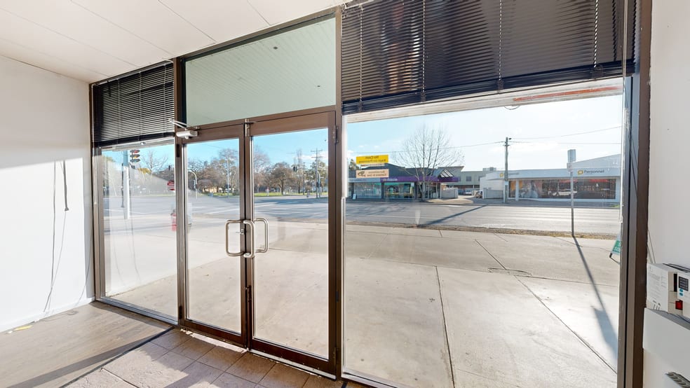 Click to view all images 127 Wyndham Street Shepparton VIC 3630 - Image 2