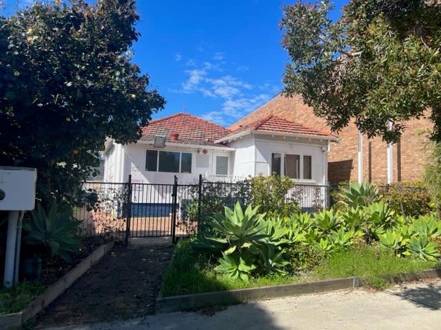 Click to view all images 64 Jersey Street Jolimont WA 6014 - Image 1