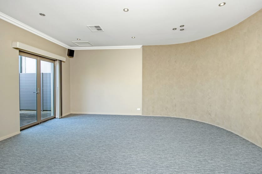 Click to view all images 8-10 Charles Street Wallsend NSW 2287 - Image 2