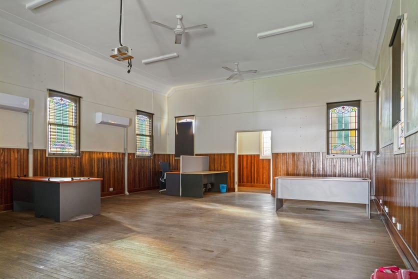 Click to view all images 114 North Street North Toowoomba QLD 4350 - Image 2