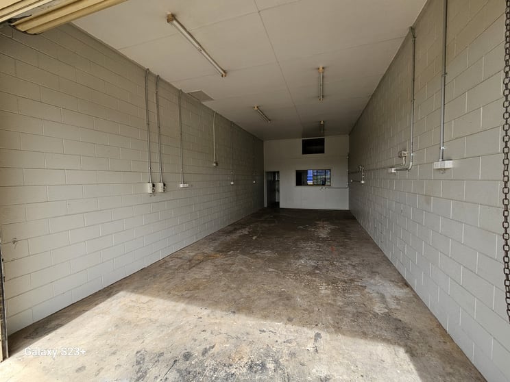 Click to view all images 2/1 Brodie Gordonvale QLD 4865 - Image 2